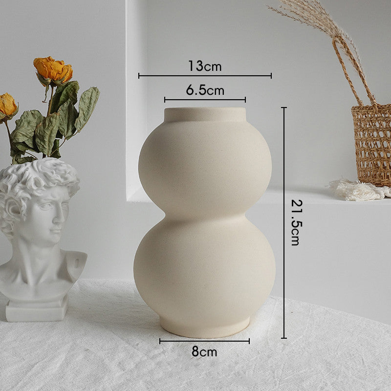 Vase en céramique design minimaliste