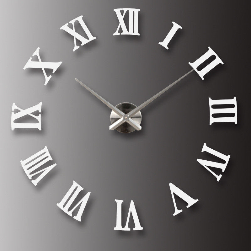 Horloge Murale Design Moderne avec Chiffres Romains