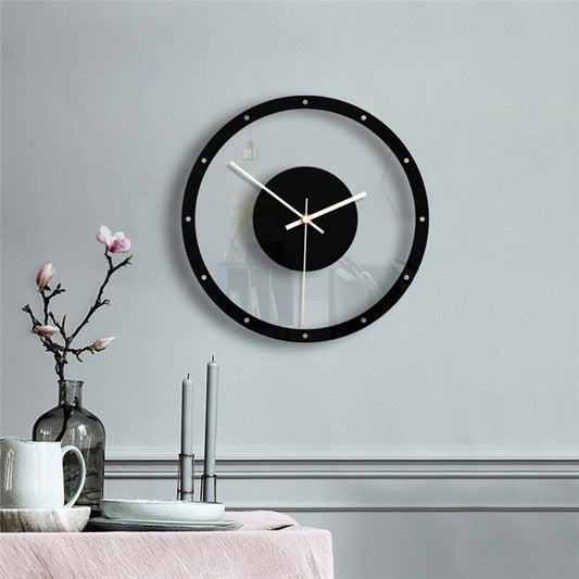 Horloge Murale Minimaliste en Verre et Métal