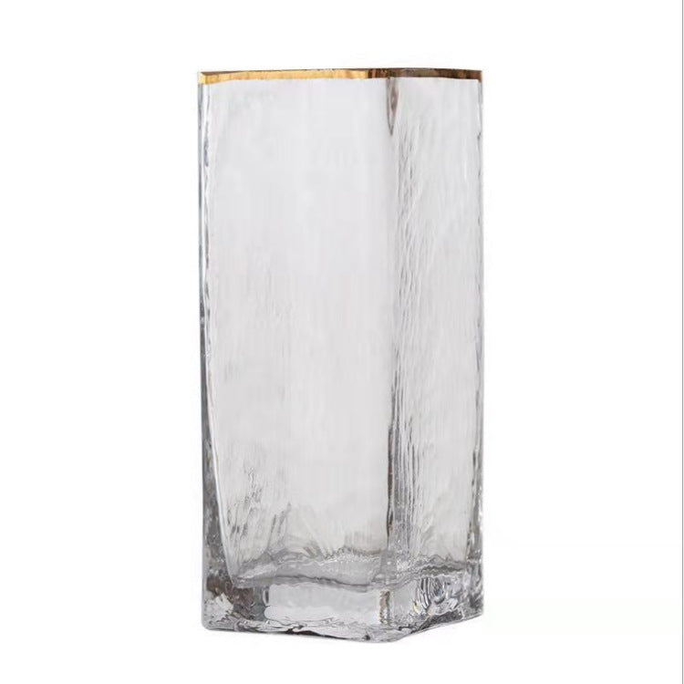 Vase en verre texturé avec bordure dorée