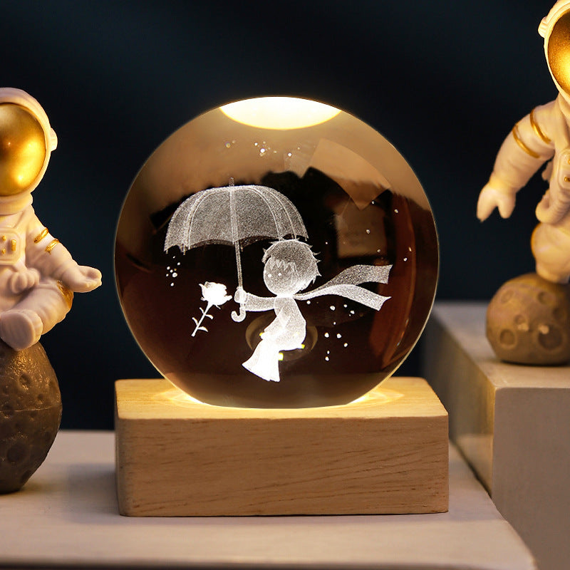 Veilleuse 3D avec boule de cristal sculptée, base carrée élégante