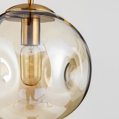 Lustre en verre design avec structure en fer